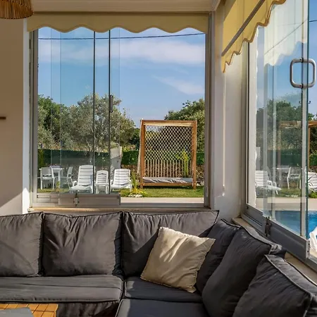 Belong بيت شباب *