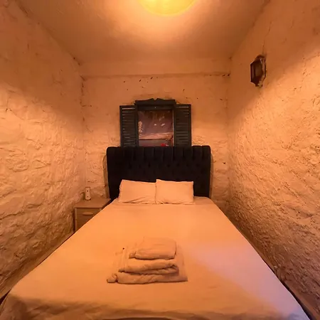 بيت شباب Belong